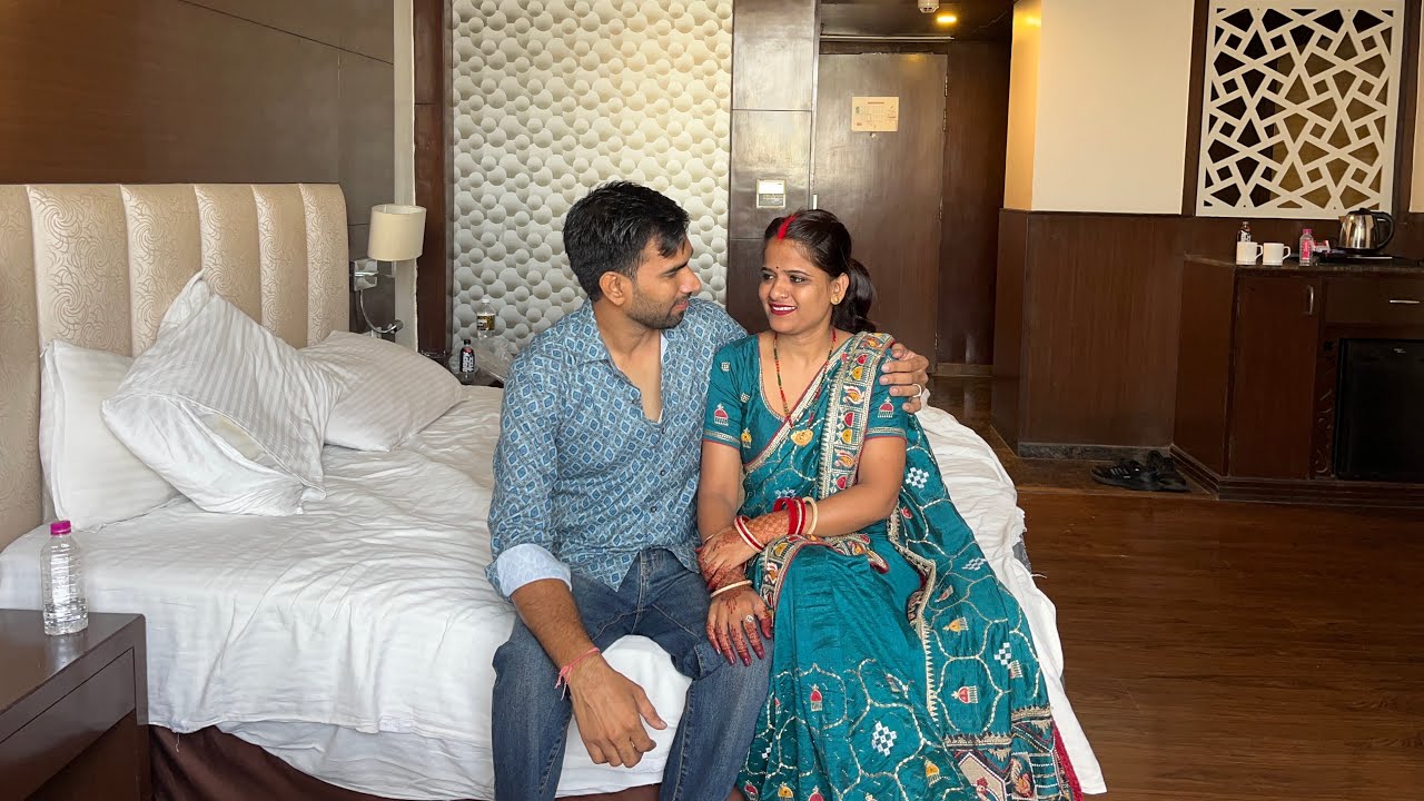 पहली बार होटल में एक साथ हम दोनों😍🤩||Aapno Ravi Vlogs 