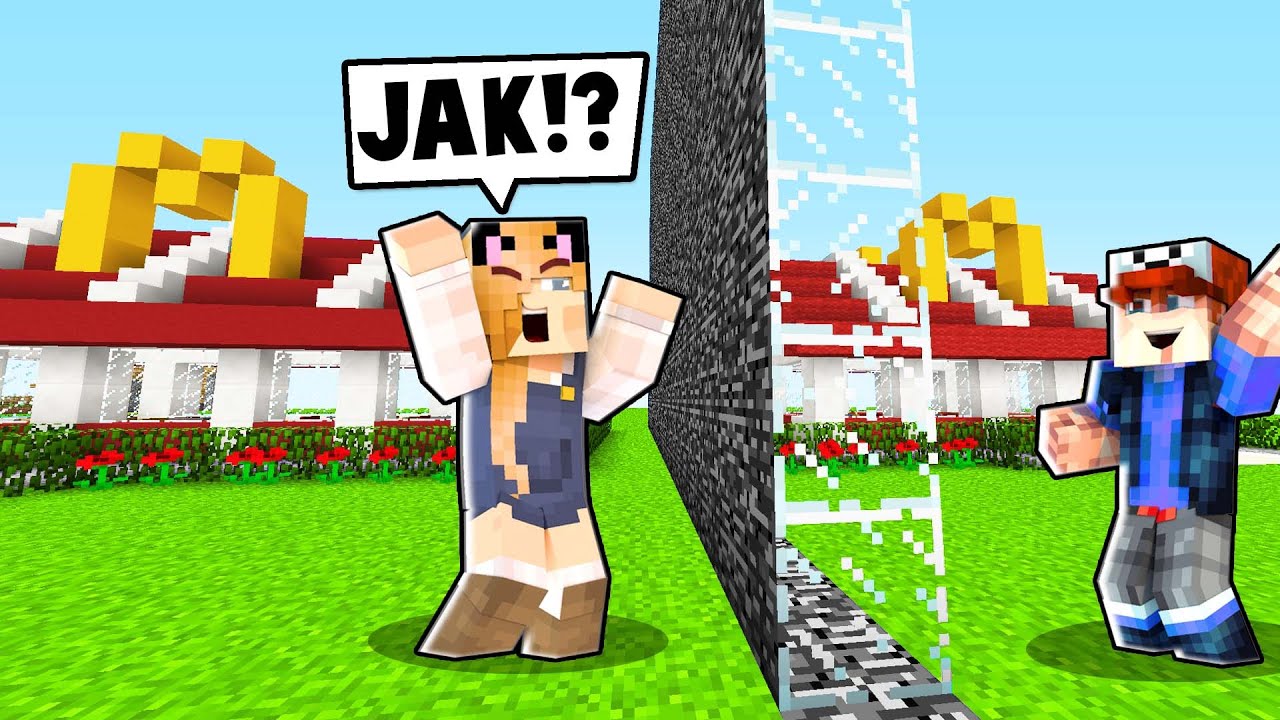 TROLLUJĘ BELLĘ PODGLĄDAJĄC PRZEZ ŚCIANĘ CO BUDUJE w Minecraft 🤣 McDonald’s | Vito vs Bella