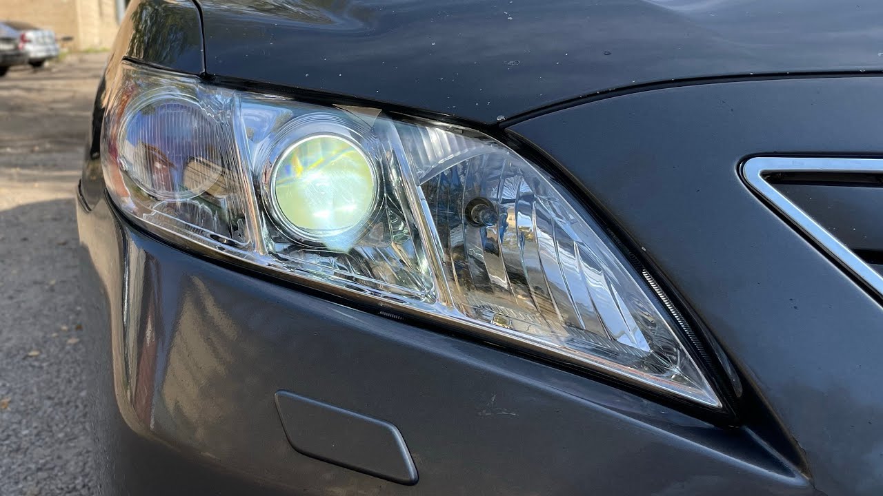 Улучшение света на Тойота Камри. Замена линз на Bi Led, замена ламп габаритов на Led, новые стекла.