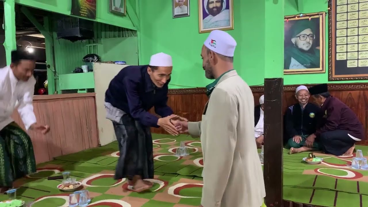 Ceramah  oleh  KH ZABIDI CHUNAIN  DI PENUTUPAN  PENGAJIAN RUTIN JUM'AT LEGI JAM'AH NURUL JADID