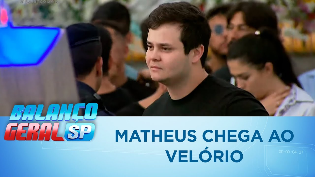 Matheus, da dupla com Kauan, chega ao velório de Gabriel Diniz