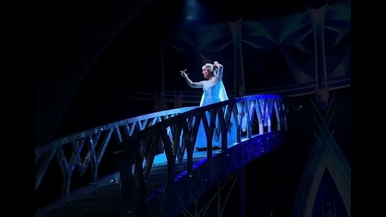 ELSA QUICKCHANGE COMPILATION - Part 23 - Frozen: Live at the Hyperion Theater Let It Go 💙