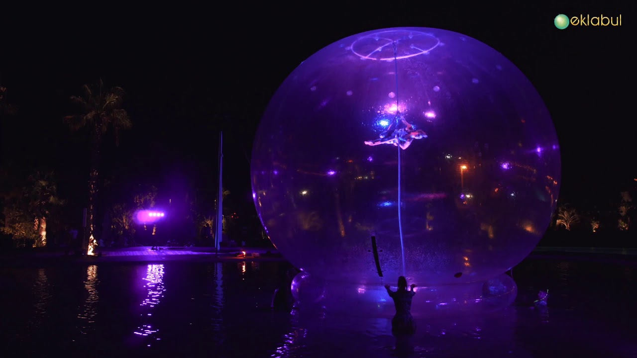 L'Atlantide | Spectacle de cirque aquatique | Eklabul Côte d'Azur