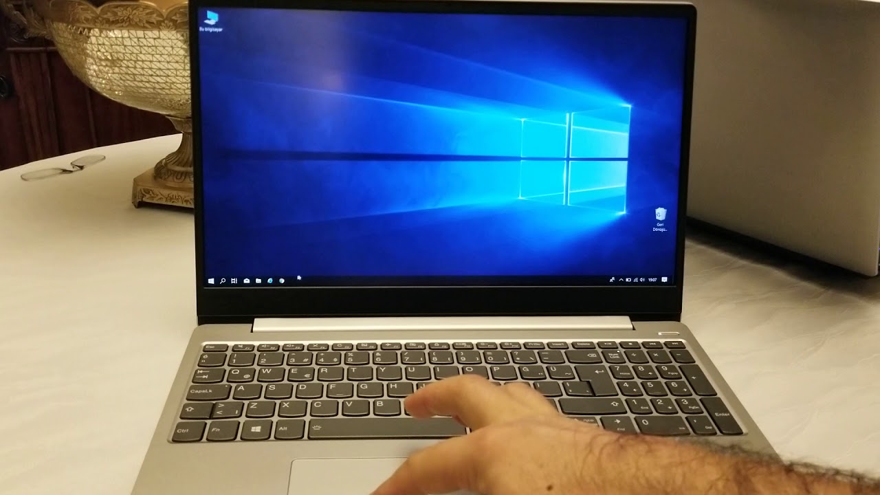 Lenovo Ideapad 330S-15IKB 81F500QMTX İncelemesi