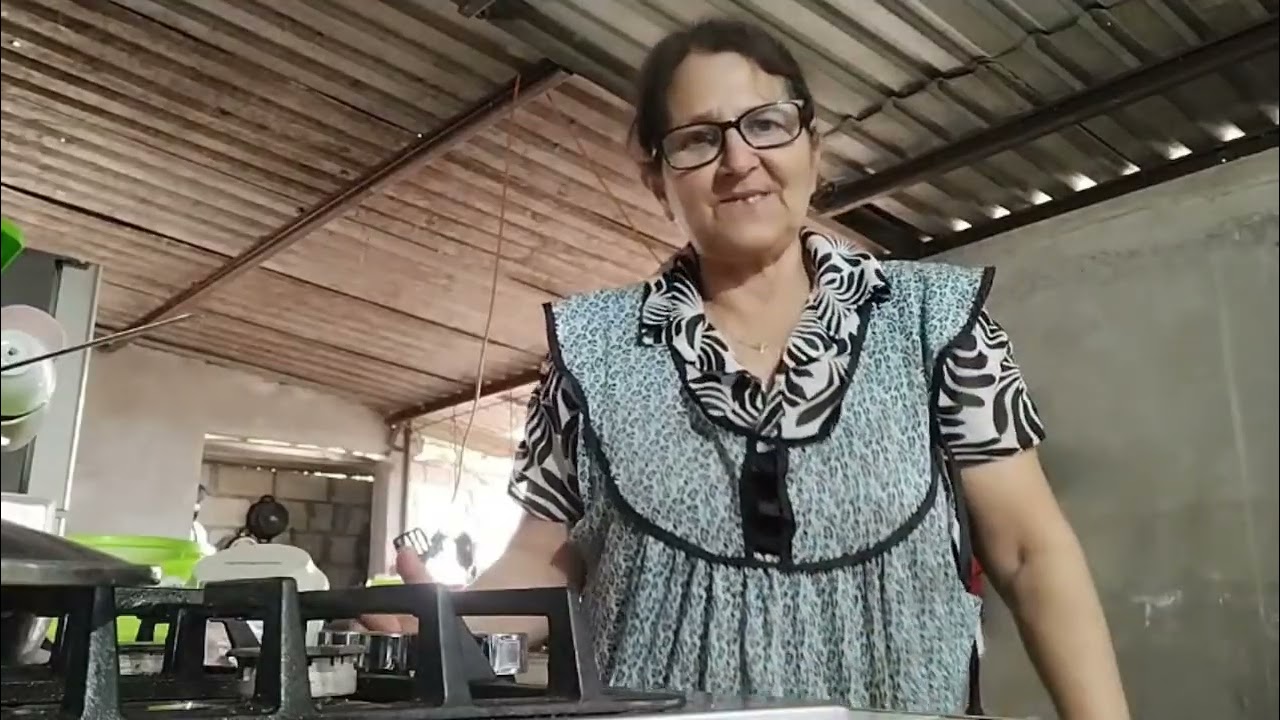 Limpiando mi casa así la encontré )(asiendo una rica comida