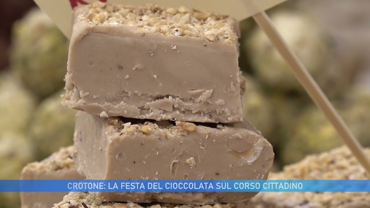 CROTONE: LA FESTA DEL CIOCCOLATA SUL CORSO CITTADINO