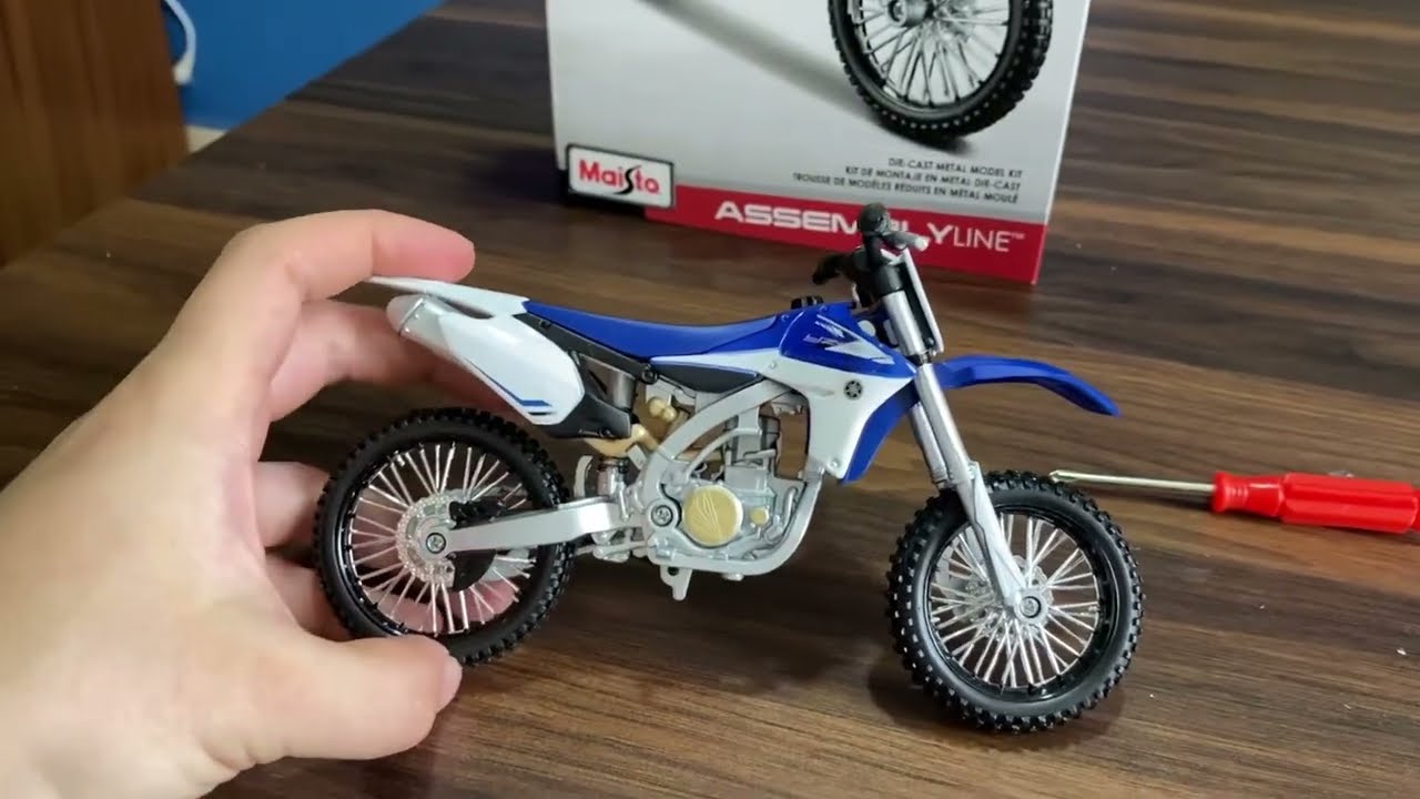 Yamaha YZ 450 F a escala😏