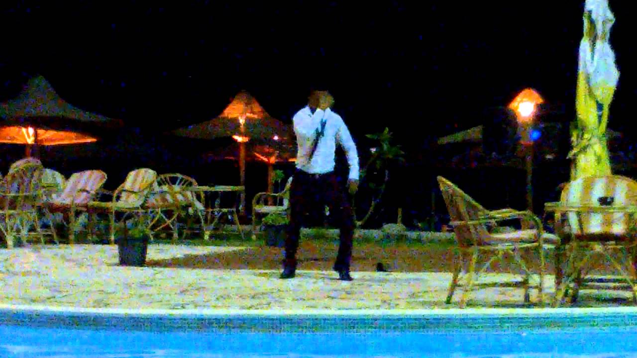 Magic Beach Hotel HURGHADA Fire Jackson_improvisation