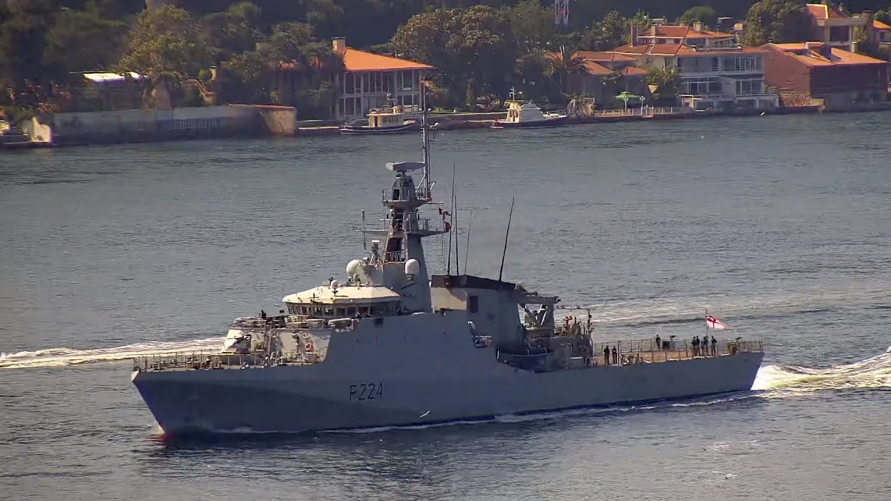 Royal Navy River-class OPV HMS TRENT transits Istanbul strait towards Black Sea - June 28, 2021