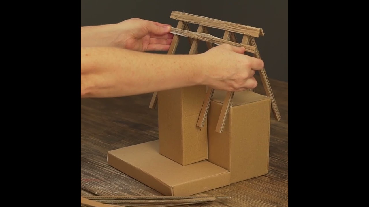 ❣DIY Abandoned Farmhouse Using Cardboard❣