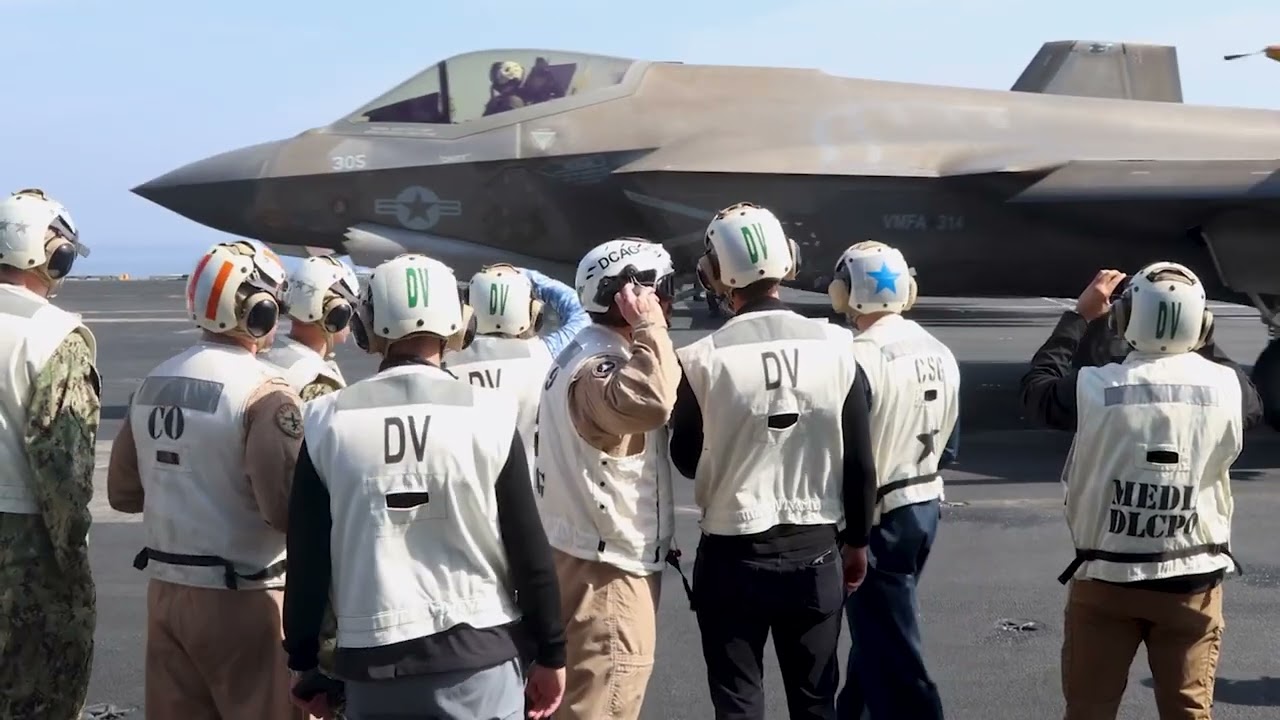 CENTCOM Commander Visits USS Abraham Lincoln in the Arabian Sea