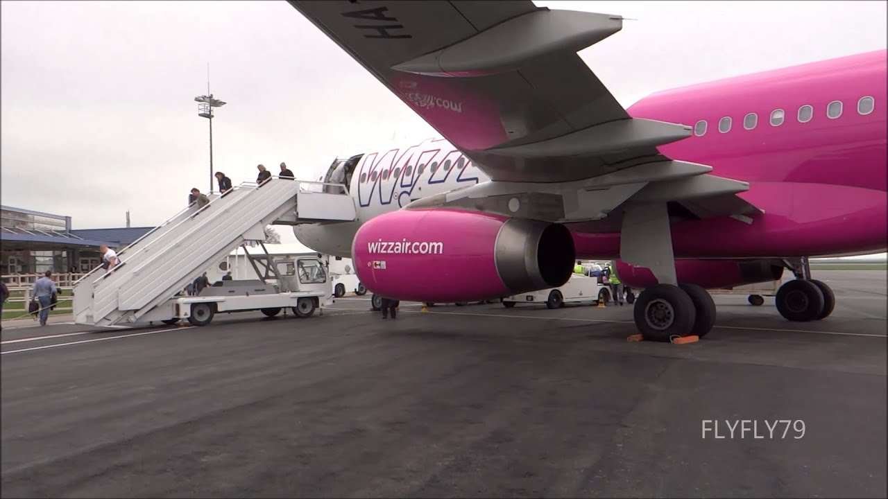 Wizz Air Airbus A320-232 (HA-LWE) Landing at Paris [LFOB] Beauvais&ndash;Till&eacute;, France