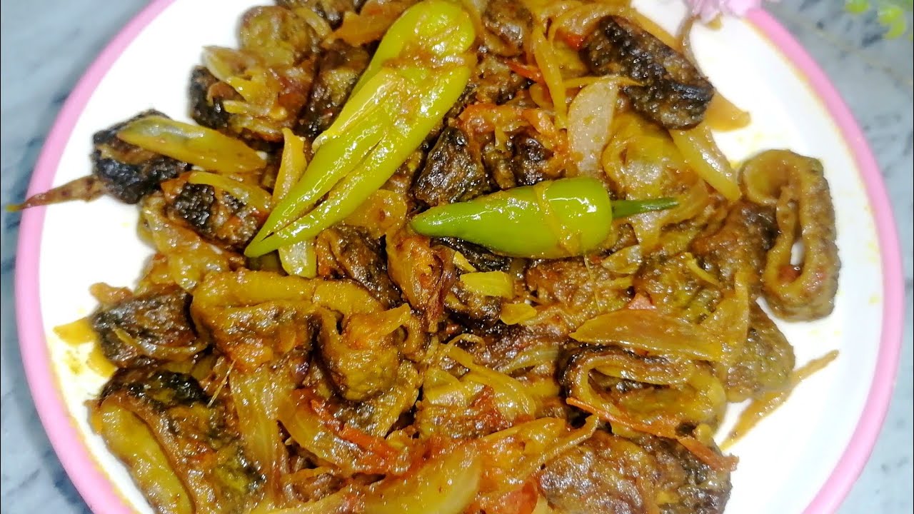 Karele Ki Sabzi | Delicious Restaurant Style Recipe | Karela Fry Recipe |By kitchen with Zainab 