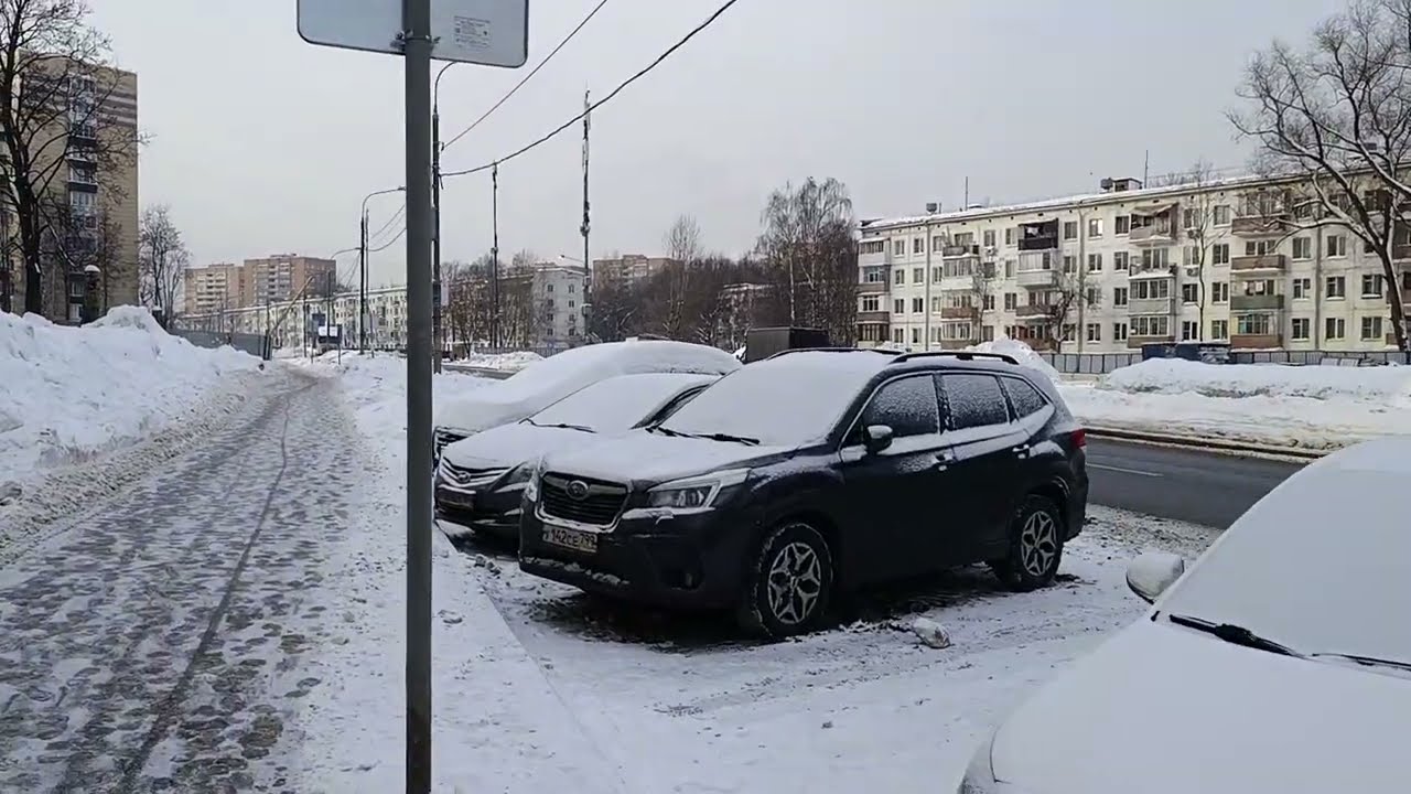 На площадке Луганская Бирюлëвской линии идёт установка бентонитового узла