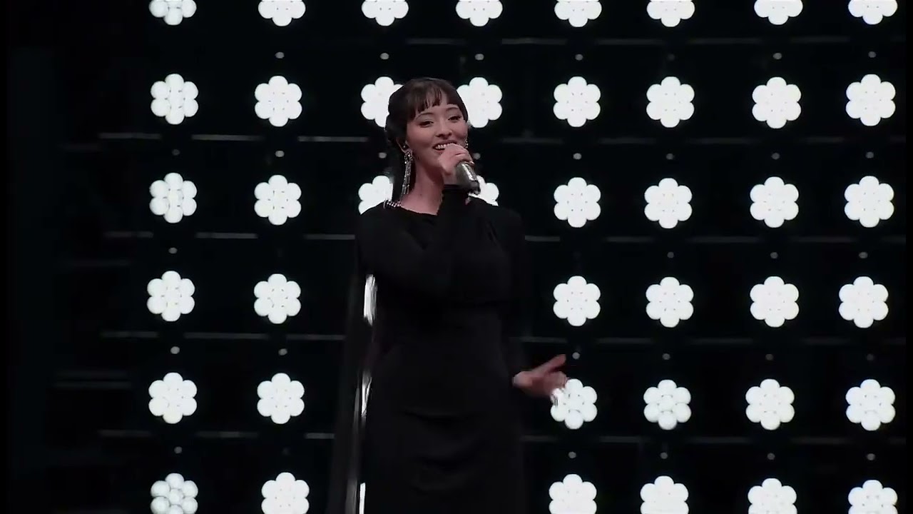 Faouzia performing RIP LOVE at the UR Gala 2025 | 09/23