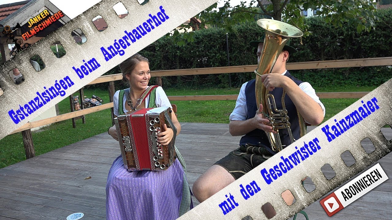 Gstanzlsingen beim Angerbauerhof mit den Geschwister Kainzmaier
