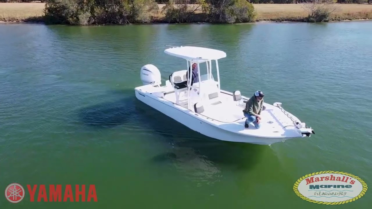 Boat Dealership with Large Section