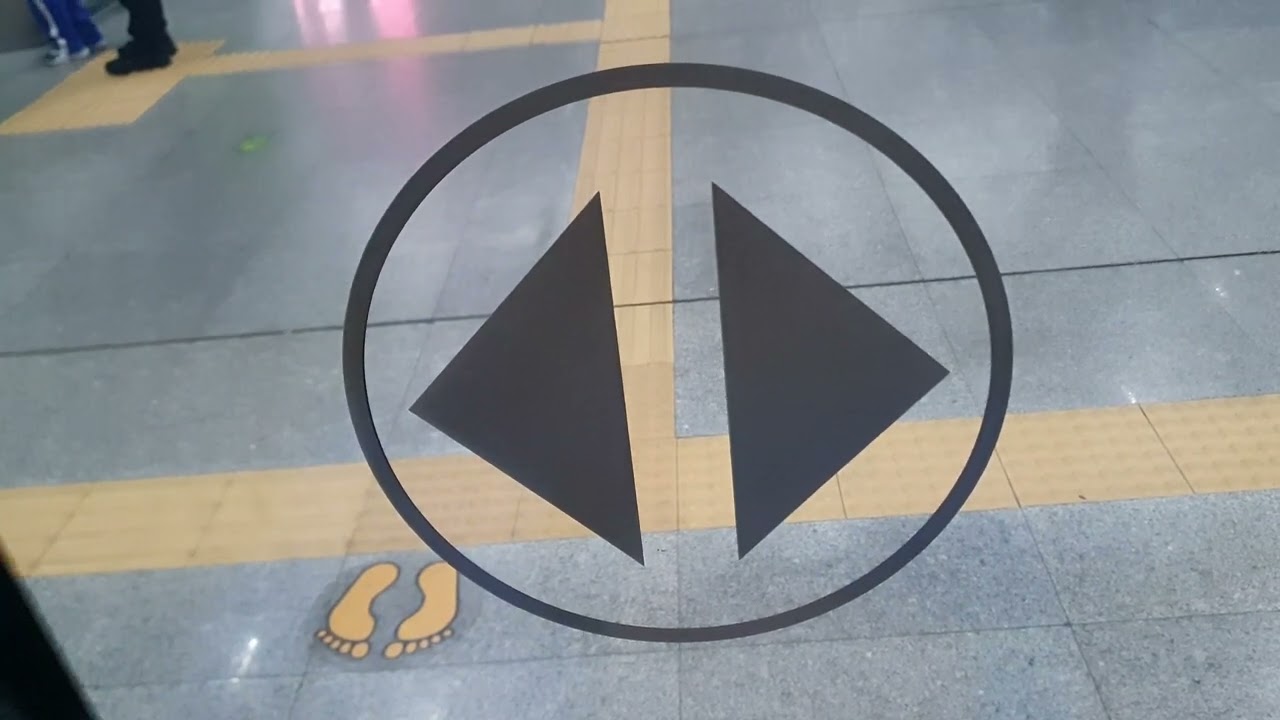 Shenzhen Metro Line 3 from Tianbei to Laojie 深圳地铁3号线田贝至老街