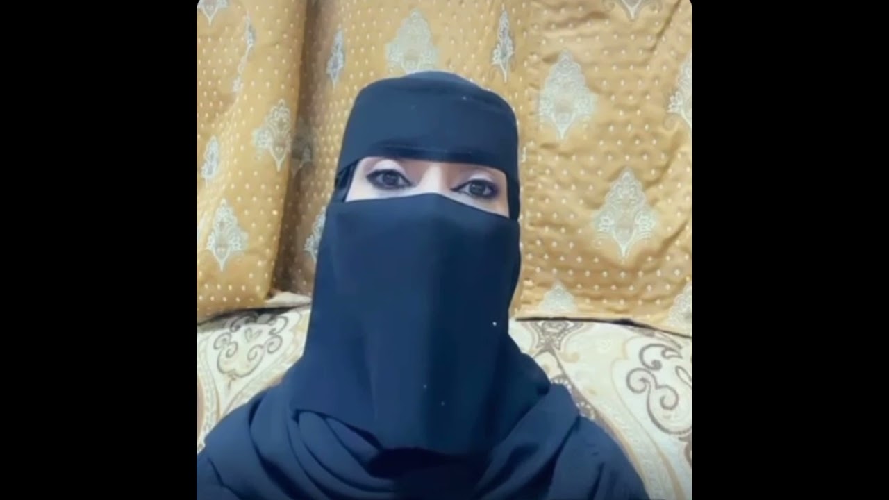 قصة (البائع الوسيم والمرأة العاشقة)