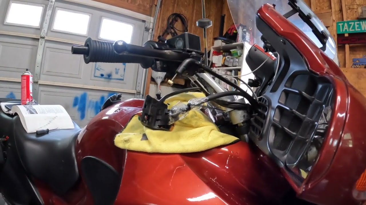 Ремонт переднего главного цилиндра BMW R1100RT