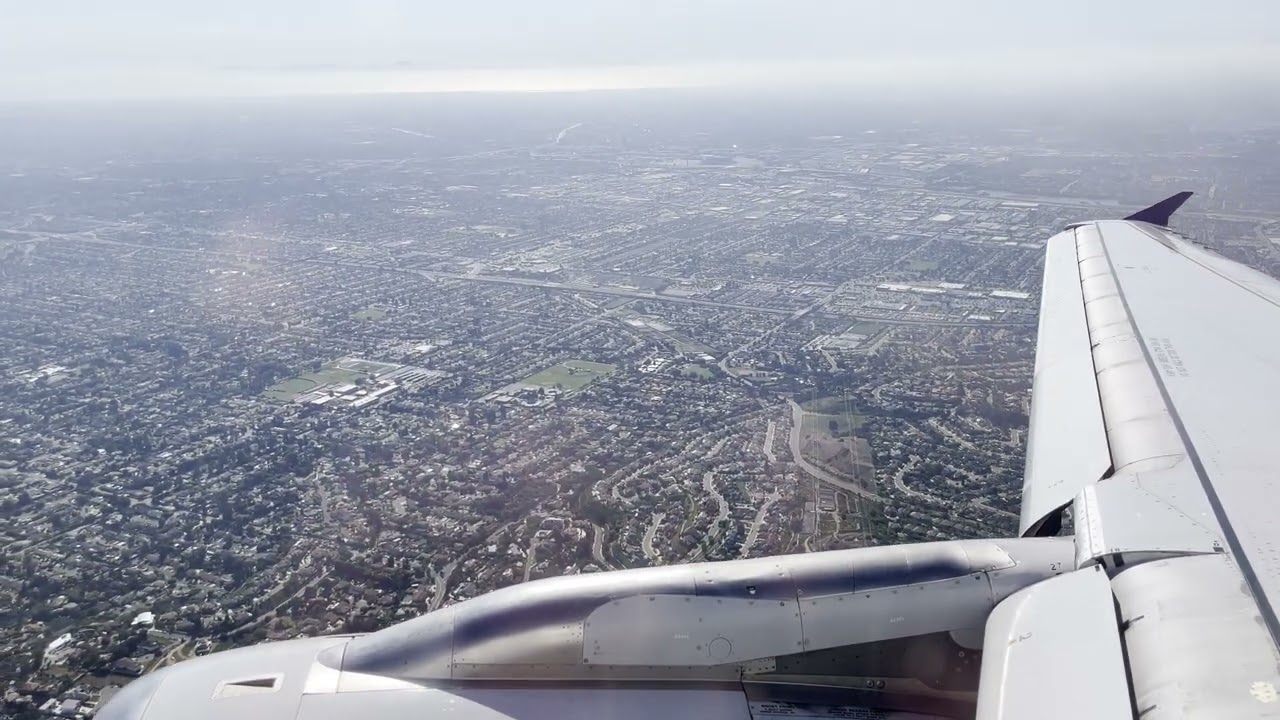 United 1650 SFO-SNA landing San Francisco Orange County Santa Ana California Airbus A319 N835UA