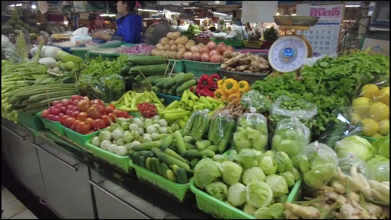 Bangkok markets.Prices. Or Tor Kor Market