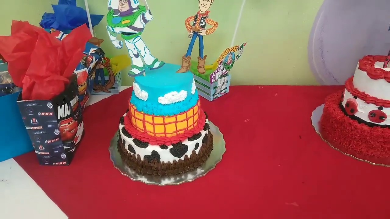 DECORANDO PASTEL DE TOY STORY/ ALISADO DE PASTEL/ SUEÑOS DULCES