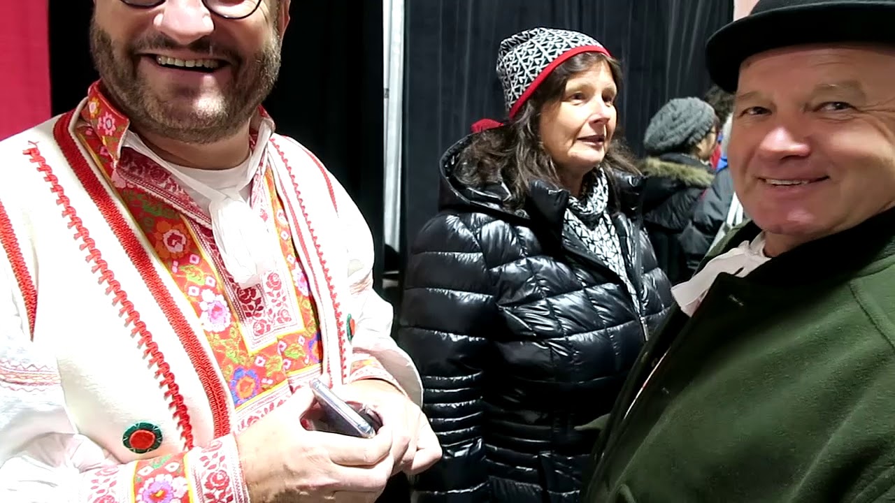 Slavik 2019 Chinese New Year 01 - Hľadanie Slávika