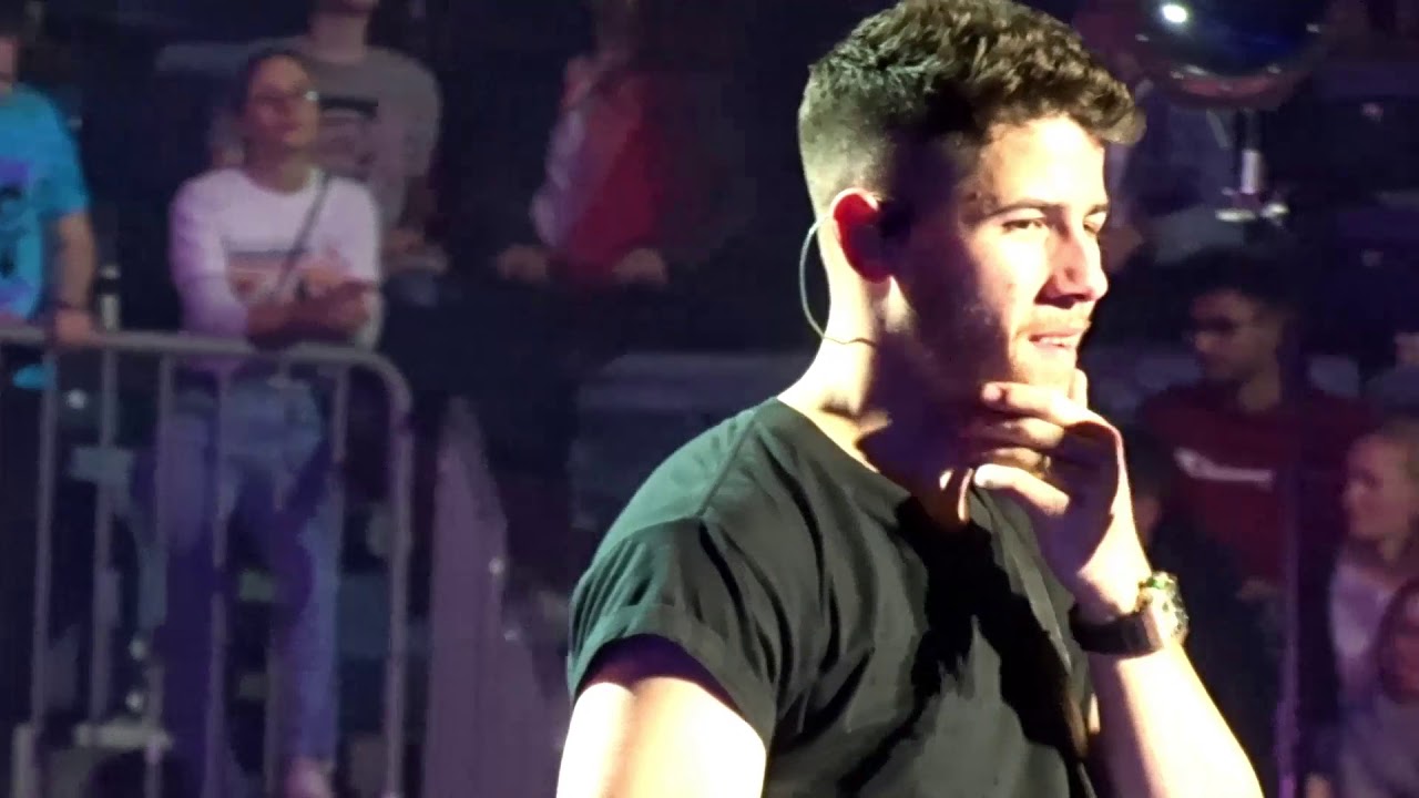 Jonas Brothers - Sucker. Live 02/11/2020 in Cologne, Germany