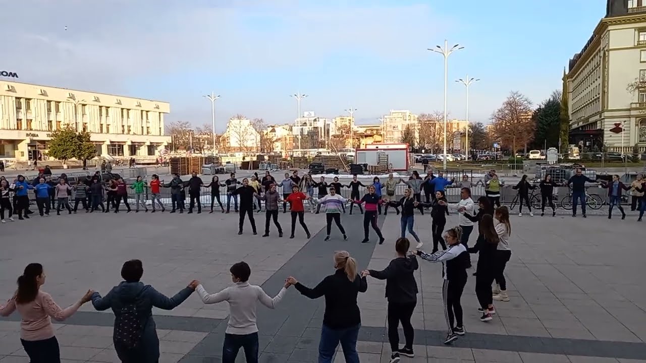 Охридско хоро