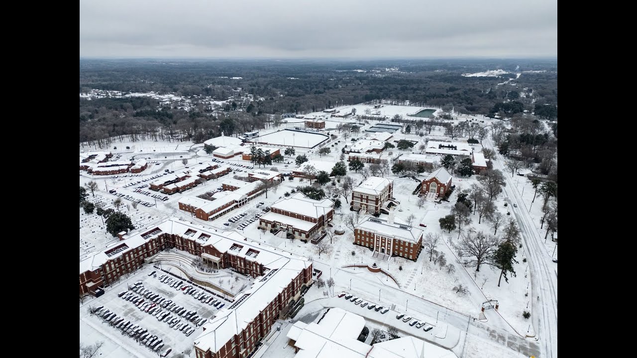 Snow at ETBU 2026! | Vinny J