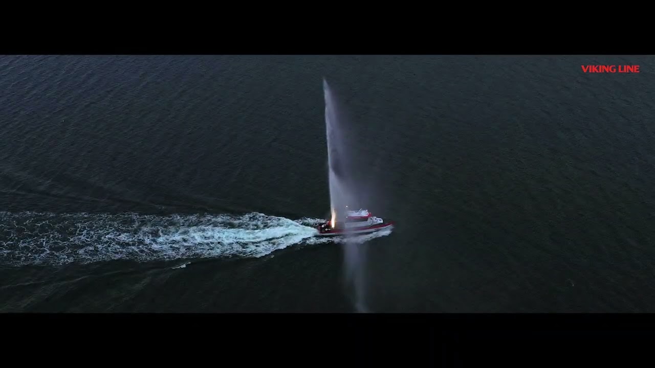 Viking Glory visiting &Aring;land for the first time