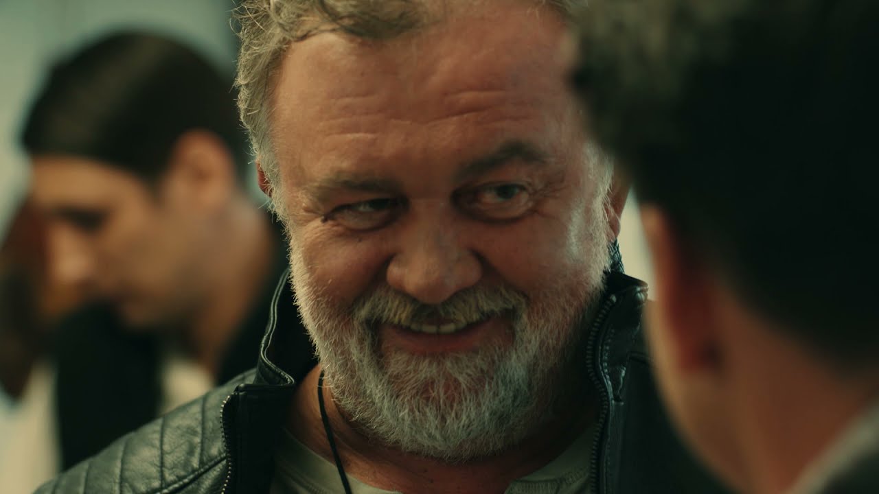 A hentes (Trailer)