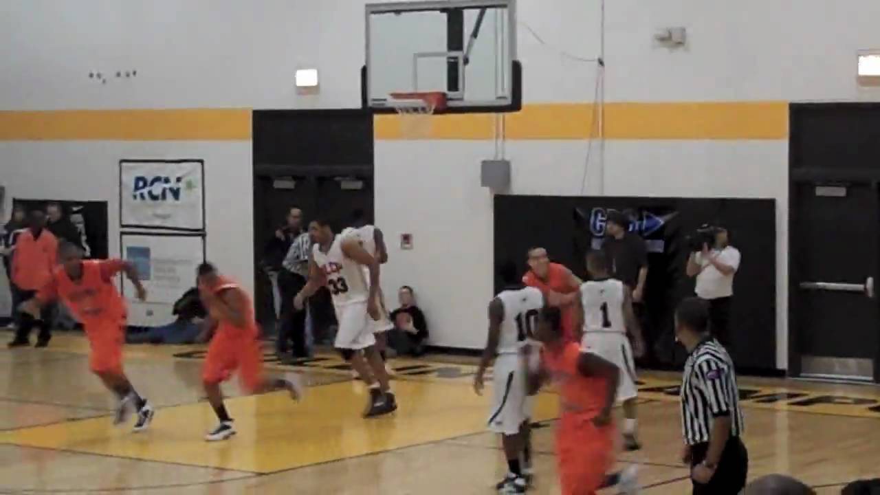 Purdue Recruit Anthony Johnson (Whitney Young) Sick Alley Oop from Ahmad Starks
