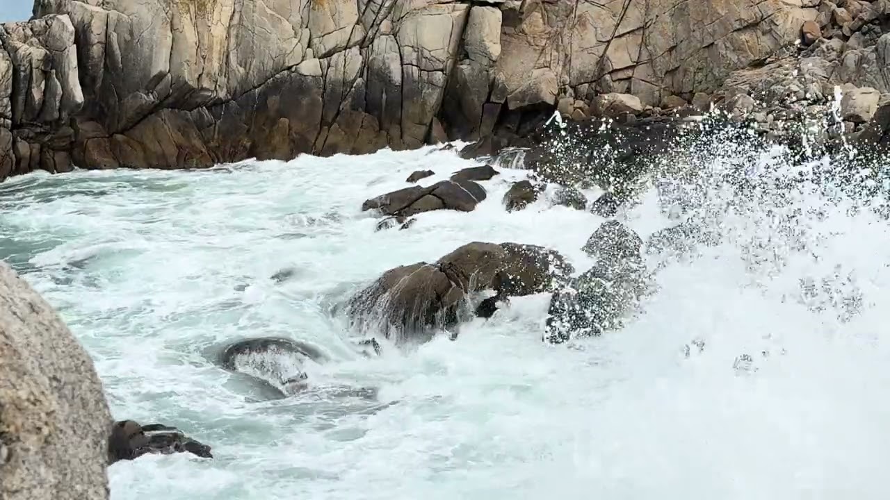 4K HD; Fall asleep to hours of waves crashing and seagulls flying. One hour version.