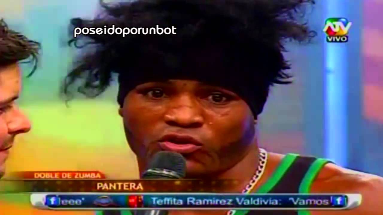 COMBATE: La Pantera Zegarra imita a Zumba 29/11/12