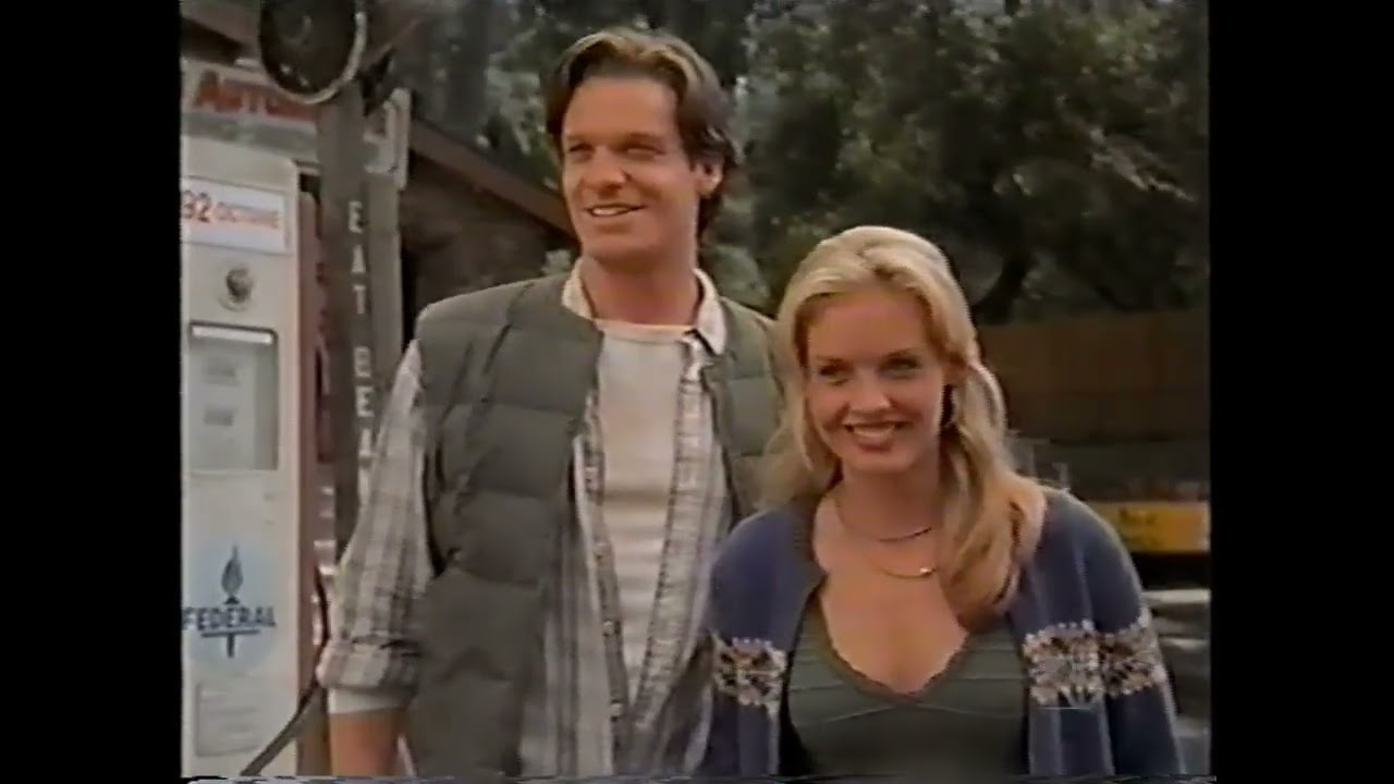Hyperion Bay (TV Series 1998–1999)Mark-Paul Gosselaar, Dylan Neal, Sydney Penny