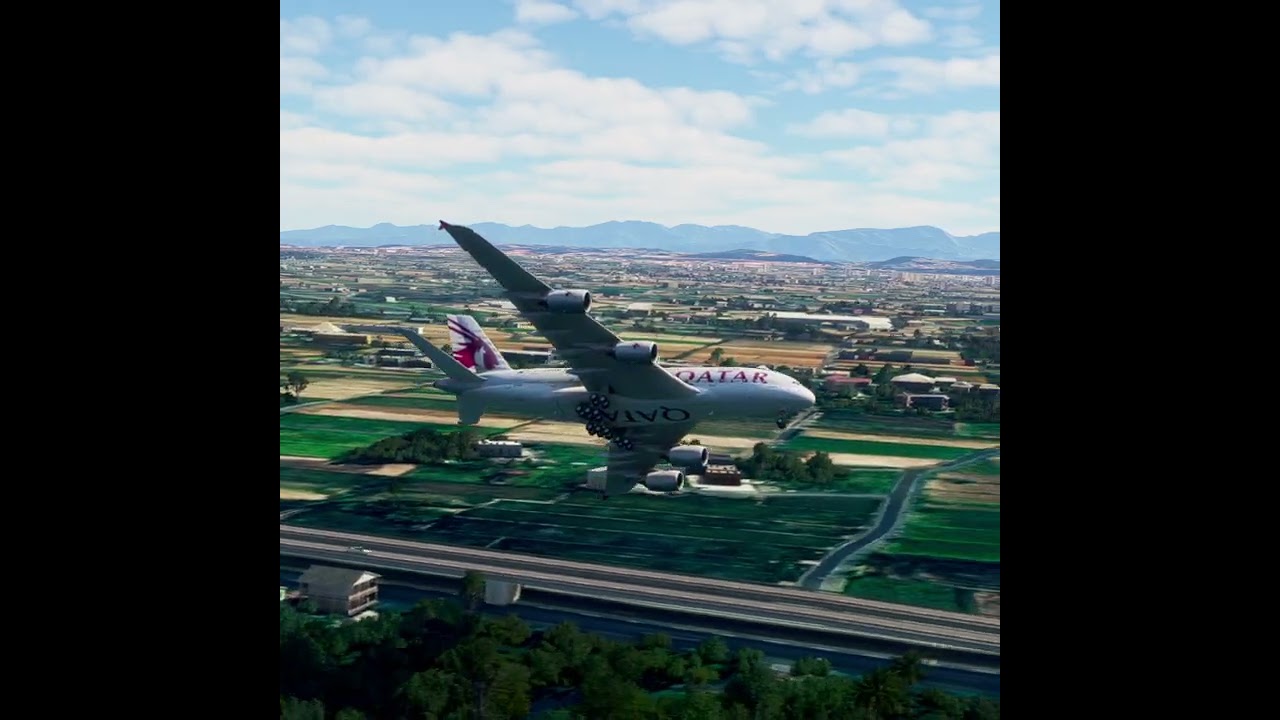 Airplane Emergency Landing at Airport Eps 686