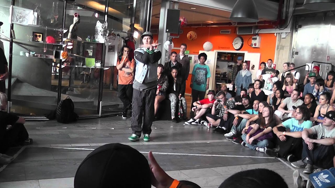 Mr. Steen Showcase at Poppin Evolution 2011