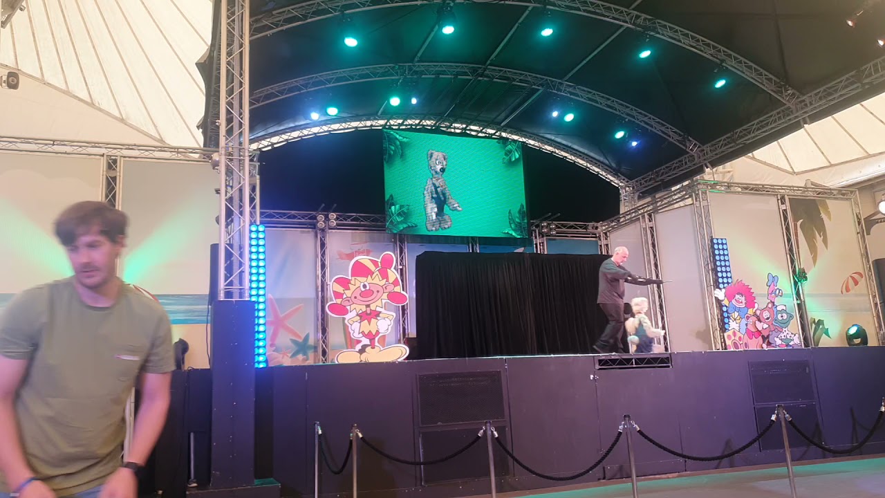 Butlins Minehead puppet Castle jingles house party 2021