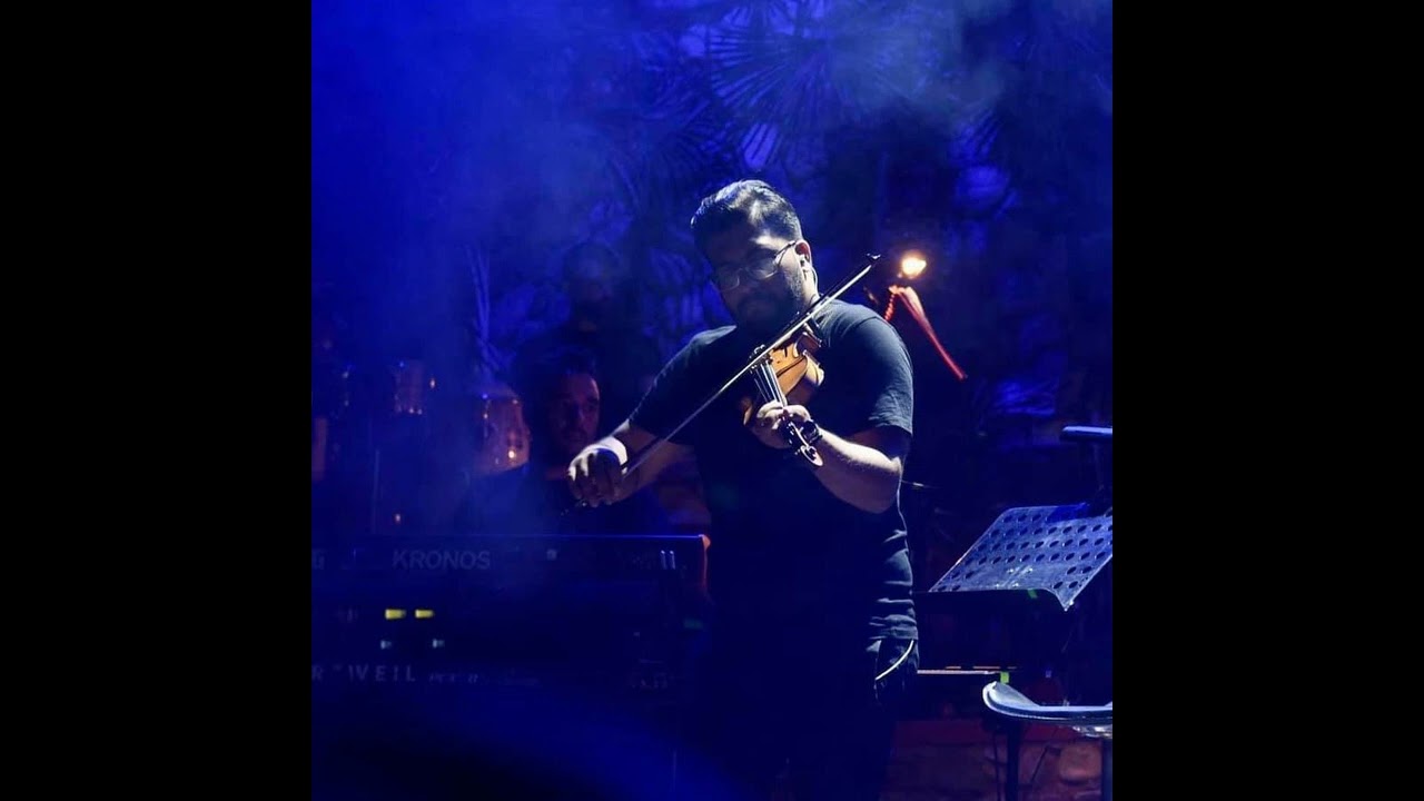 Mixalis Tzixanis - New Solo - Live 