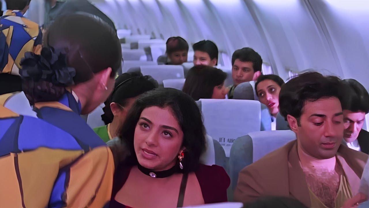 स्मगलर के साथ बैठने से इंकार, अगले पल मचा हड़कंप - Tabu ज़बरदस्त सीन - Himmat