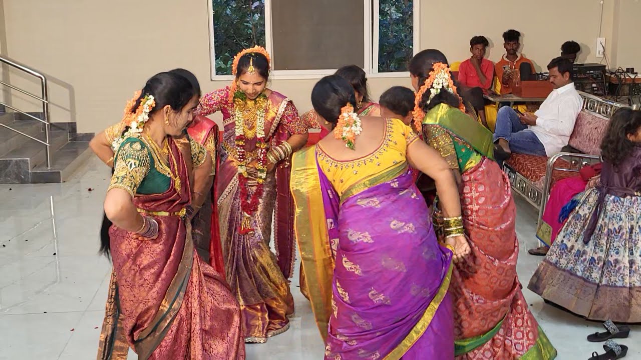 Banjara Marriage Dance on Dhumi nache Dhumi nache song //SWAG BANJARA// // VAKIL NAIK//