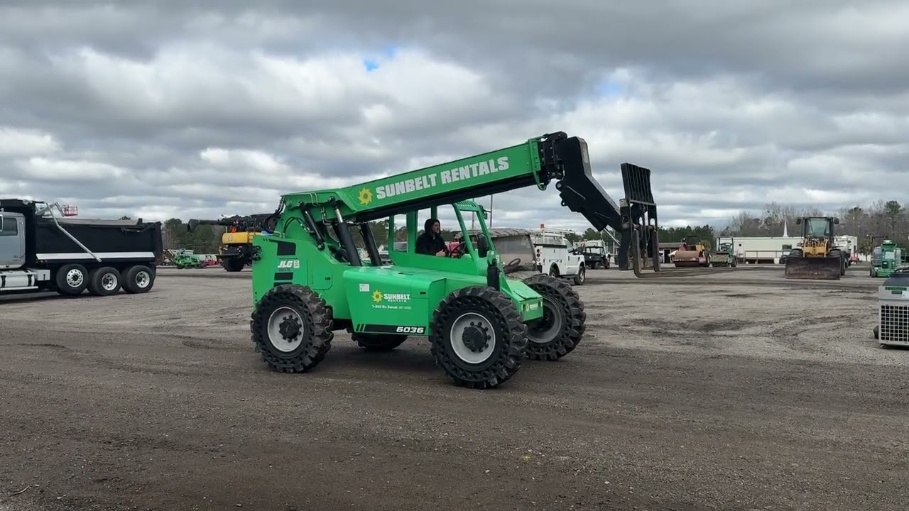 2017 JLG 6036 SKYTRAK TELESCOPIC FORKLIFT-253593