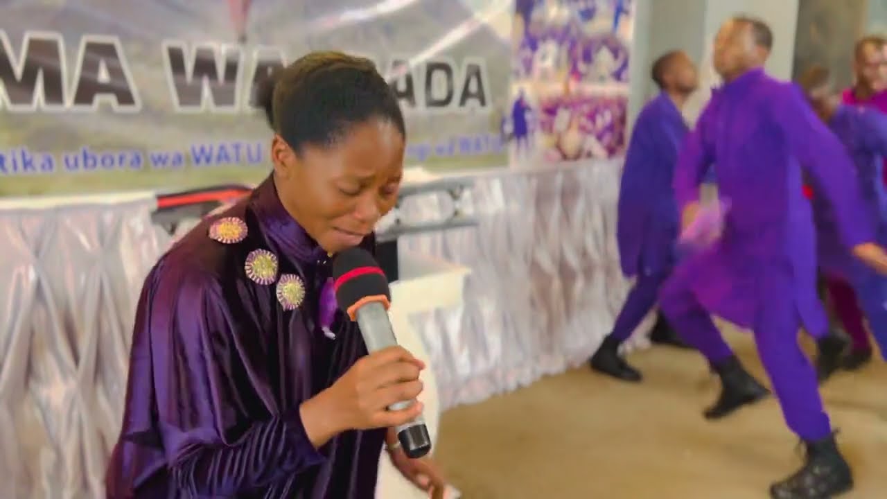 KIKOSI  KAZI.   CHA INJILI  WAKIWAKATIKA  SIFA