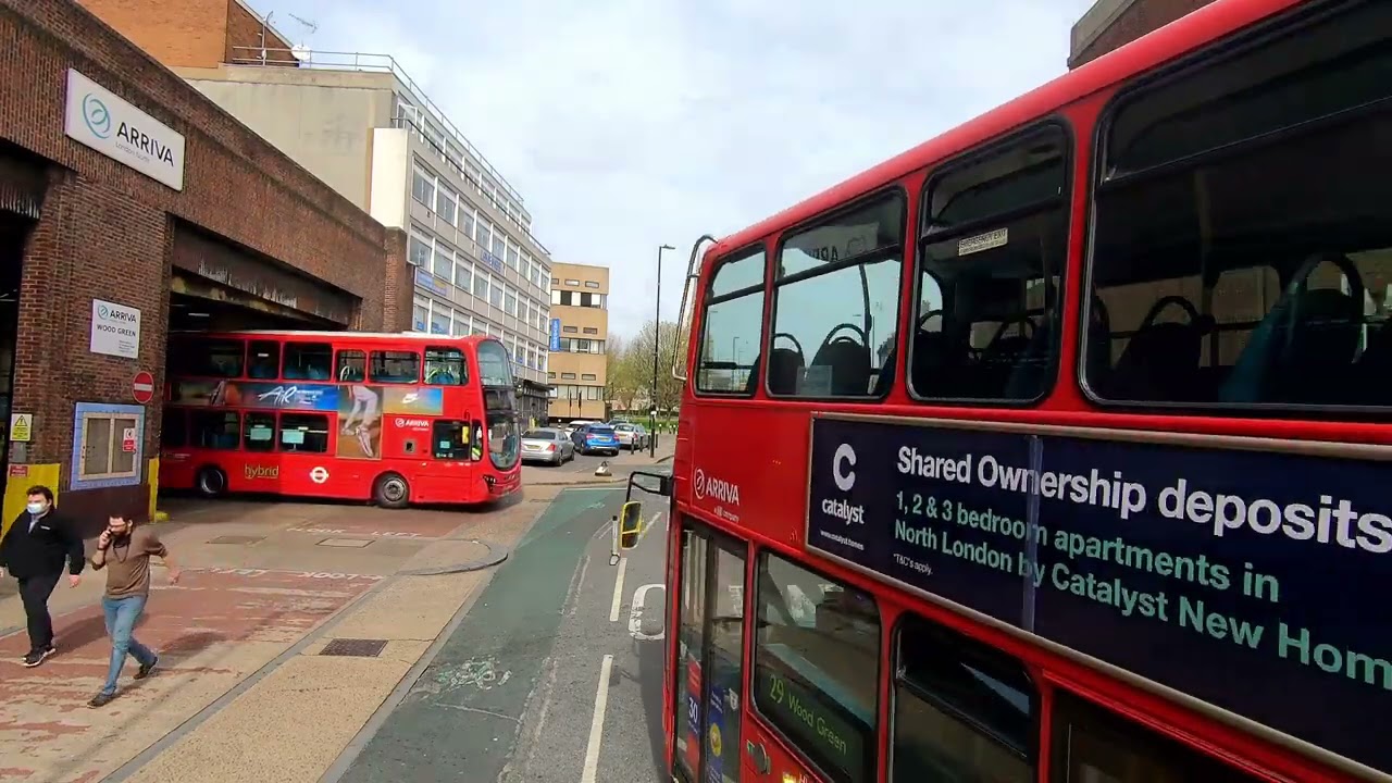 London BUS Ride 🇬🇧 Route 221 - TURNPIKE LANE Station to EDGWARE via Wood Green, Mill Hill East 🚌