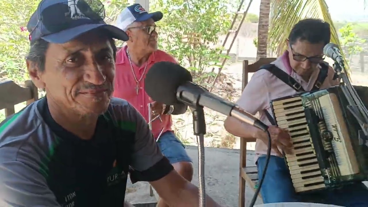 Miguel sanfoneiro ao vivo na rural FM 
