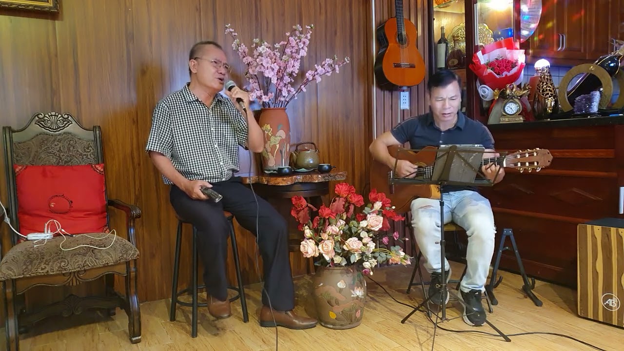 Ca khúc : Hà Nội và Tôi. Tác giả : Lê Vinh. Tb: Nguyễn Việt.