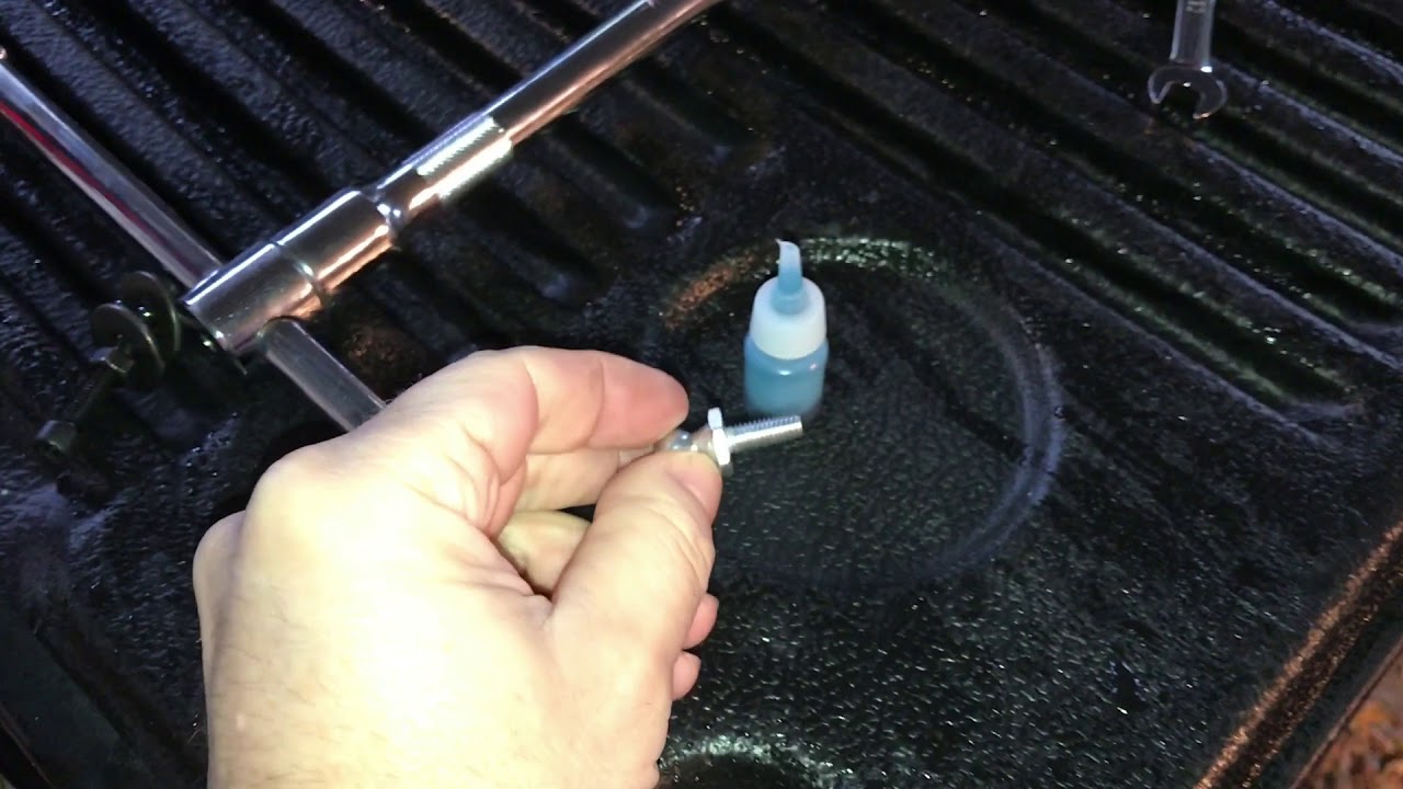 2005 Ram 1500 Dee Zee Tailgate Assist Install