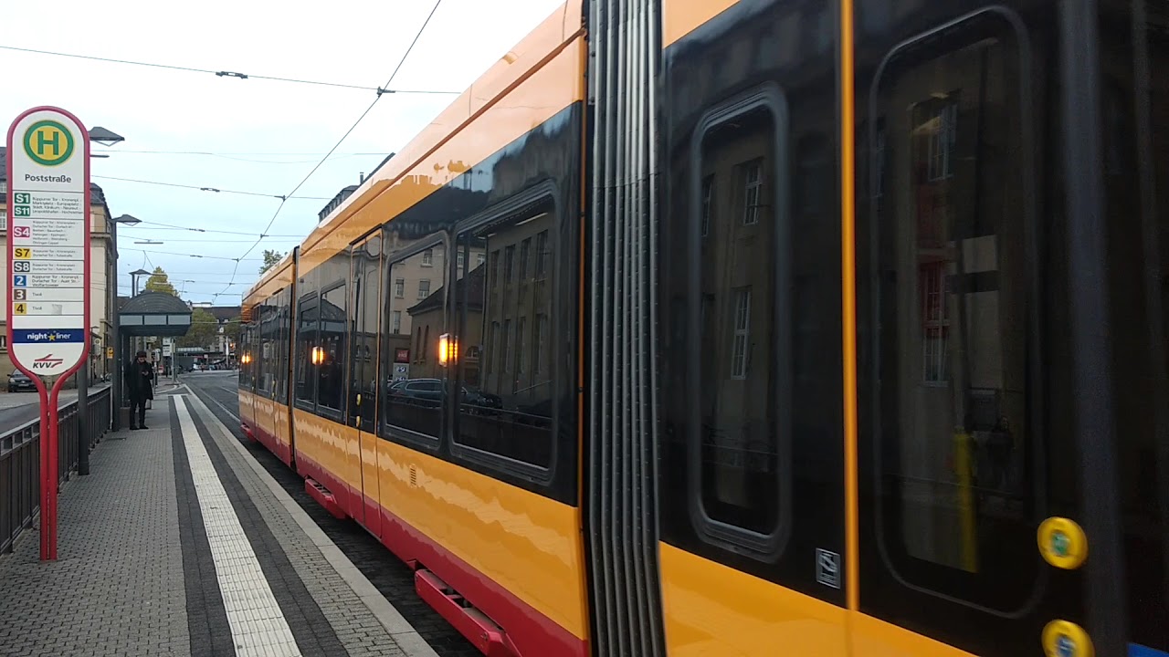 Stra&szlig;enbahn in der Poststra&szlig;e
